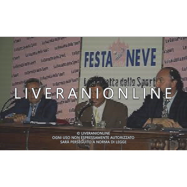 01-02-03-04-05- OTTOBRE 1997 MILANO-FESTA DELLA NEVE ORGANIZZATA DALLA GAZZETTA DELLO SPORT NELLA FOTO CANDIDO CANNAVO\' CON ALBERTO TOMBA E GIANNI MERLO AG ALDO LIVERANI SAS 