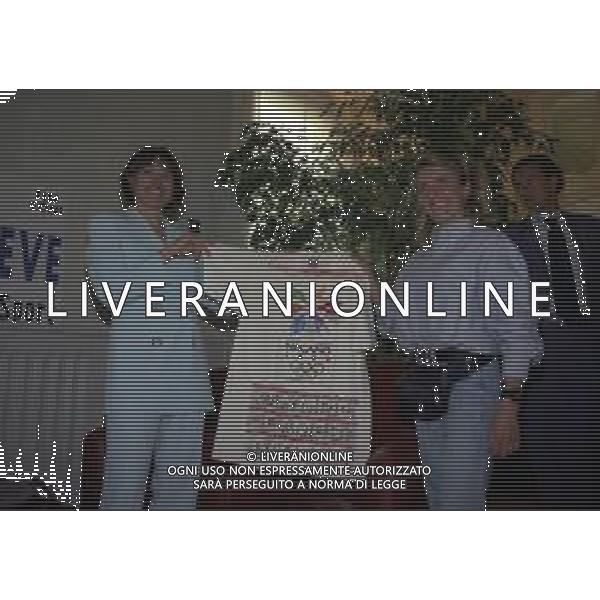 01-02-03-04-05- OTTOBRE 1997 MILANO-FESTA DELLA NEVE ORGANIZZATA DALLA GAZZETTA DELLO SPORT NELLA FOTO MANUELA DI CENTA CON STEFANIA BELMONDO AG ALDO LIVERANI SAS