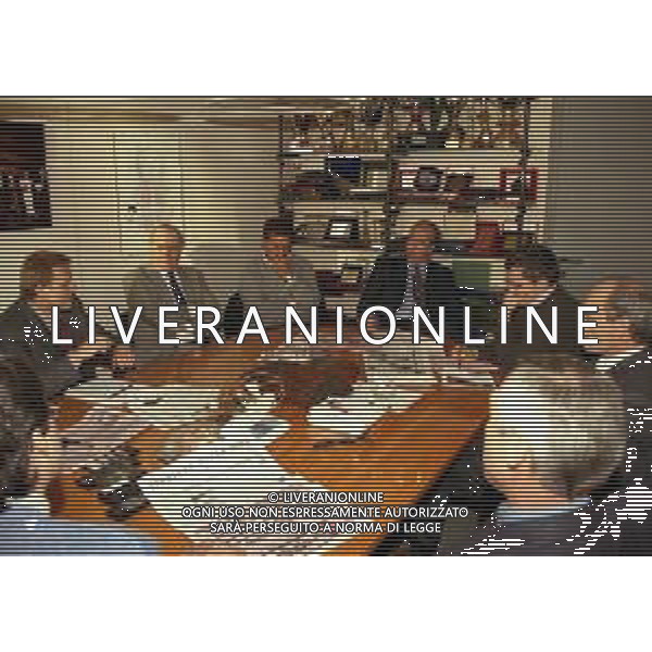21-01-1999 MILANO REDAZIONE DELLA GAZZETTA DELLO SPORT FORUM SERIE B ALLENATORI DI CALCIO NELLA FOTO NEDO SONETTI CON WALTER NOVELLINO GIAN PIERO VENTURA  AG ALDO LIVERANI SAS