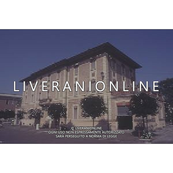 PREDAPPIO - è un comune italiano di 6 277 abitanti della provincia di Forlì-Cesena, a circa 15 km a sud del capoluogo, Forlì. Il paese è noto per aver dato i natali al dittatore italiano Benito Mussolini. AG ALDO LIVERANI SAS
