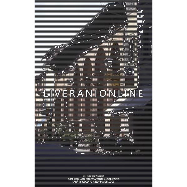 Montalcino è un comune italiano di 5 920 abitanti della provincia di Siena in Toscana. È una località nota per la produzione del vino Brunello. Si colloca nel territorio a nord-ovest del Monte Amiata, alla fine della val d\'Orcia. AG ALDO LIVERANI SAS