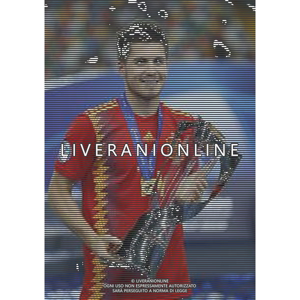 UEFA - Campionato Europeo Under 21 Italia 2019. 30/06/2019 Finale Spagna - Germania nella foto: Esultanza finale Zubeldia Igor (spagna) con la coppa ©Claudio Zamagni/Agenzia Aldo Liverani final exultation of Zubeldia Igor (spagna) with the trophy during UEFA Championship Under 21 Italy 2019 final match between Spain and Germany at Dacia Arena Stadium on June 30 2019. photo credit by Claudio Zamagni/Aldo Liverani Photo Agency