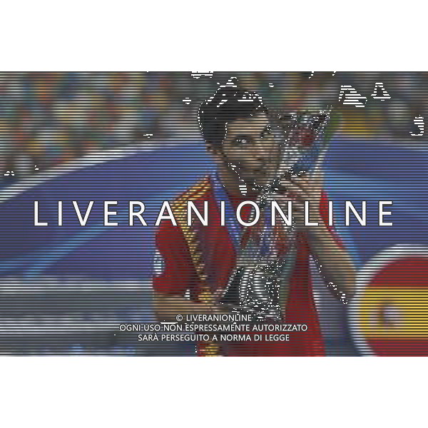 UEFA - Campionato Europeo Under 21 Italia 2019. 30/06/2019 Finale Spagna - Germania nella foto: Esultanza finale con la coppa ©Claudio Zamagni/Agenzia Aldo Liverani final exultation of Soler Carlos (spagna) with the trophy during UEFA Championship Under 21 Italy 2019 final match between Spain and Germany at Dacia Arena Stadium on June 30 2019. photo credit by Claudio Zamagni/Aldo Liverani Photo Agency