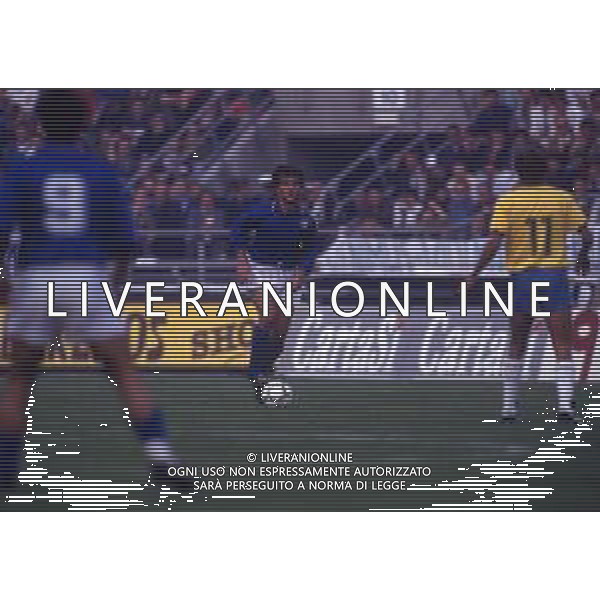 RETROSPETTIVA GIUSEPPE GIANNINI CALCIATORE NELLA FOTO GIUSEPPE GIANNINI CON LA MAGLIA DELLA NAZIONALE ITALIANA AG ALDO LIVERANI SAS