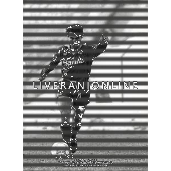 RETROSPETTIVA GIUSEPPE GIANNINI CALCIATORE NELLA FOTO GIUSEPPE GIANNINI CON LA MAGLIA DELLA ROMA CALCIO AG ALDO LIVERANI SAS
