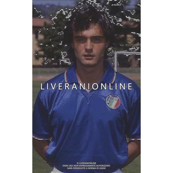 RETROSPETTIVA GIUSEPPE GIANNINI CALCIATORE NELLA FOTO GIUSEPPE GIANNINI CON LA MAGLIA DELLA NAZIONALE ITALIANA AG ALDO LIVERANI SAS