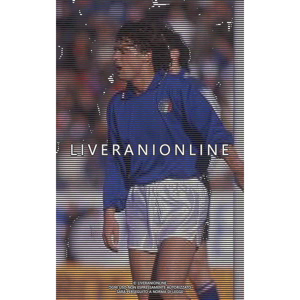 RETROSPETTIVA GIUSEPPE GIANNINI CALCIATORE NELLA FOTO GIUSEPPE GIANNINI CON LA MAGLIA DELLA NAZIONALE ITALIANA AG ALDO LIVERANI SAS