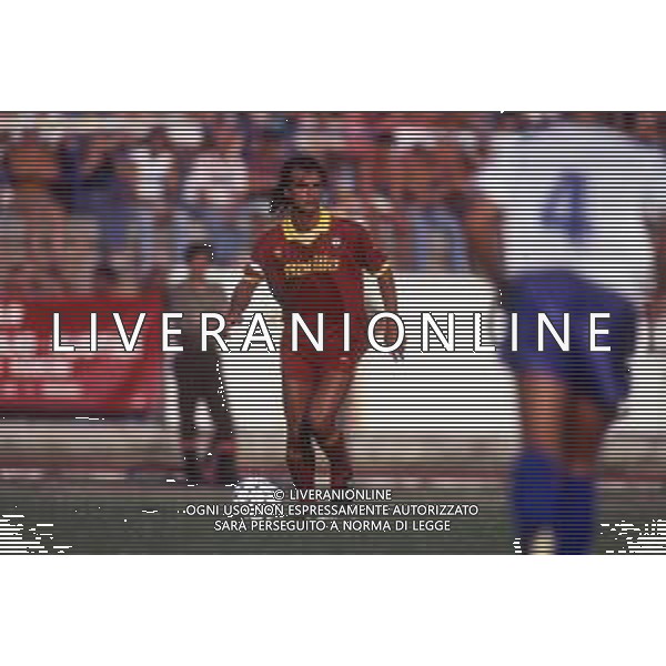 RETROSPETTIVA GIUSEPPE GIANNINI CALCIATORE NELLA FOTO GIUSEPPE GIANNINI CON LA MAGLIA DELLA ROMA CALCIO AG ALDO LIVERANI SAS
