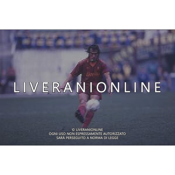 RETROSPETTIVA GIUSEPPE GIANNINI CALCIATORE NELLA FOTO GIUSEPPE GIANNINI CON LA MAGLIA DELLA ROMA CALCIO AG ALDO LIVERANI SAS