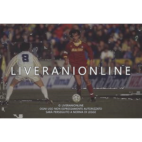 RETROSPETTIVA GIUSEPPE GIANNINI CALCIATORE NELLA FOTO GIUSEPPE GIANNINI CON LA MAGLIA DELLA ROMA CALCIO AG ALDO LIVERANI SAS