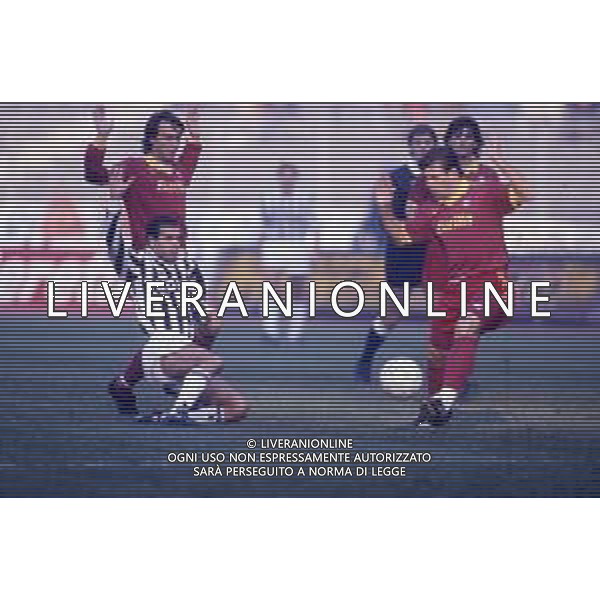 RETROSPETTIVA GIUSEPPE GIANNINI CALCIATORE NELLA FOTO GIUSEPPE GIANNINI CON LA MAGLIA DELLA ROMA CALCIO AG ALDO LIVERANI SAS