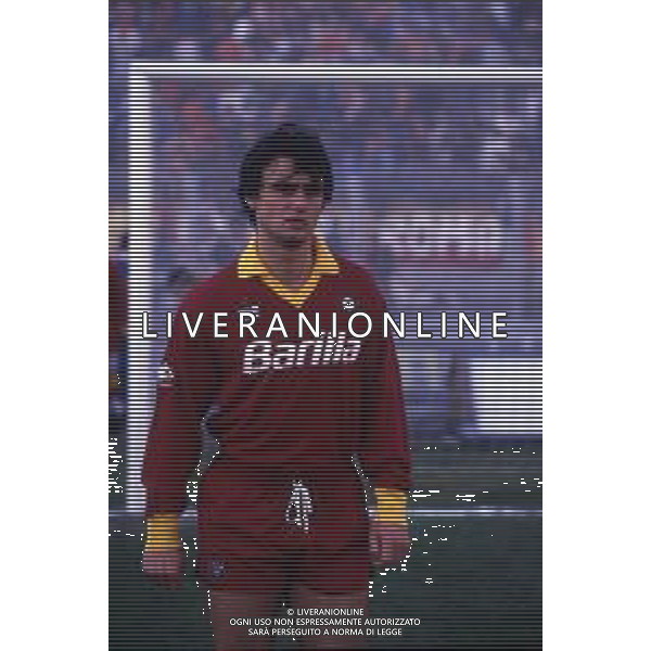 RETROSPETTIVA GIUSEPPE GIANNINI CALCIATORE NELLA FOTO GIUSEPPE GIANNINI CON LA MAGLIA DELLA ROMA CALCIO AG ALDO LIVERANI SAS