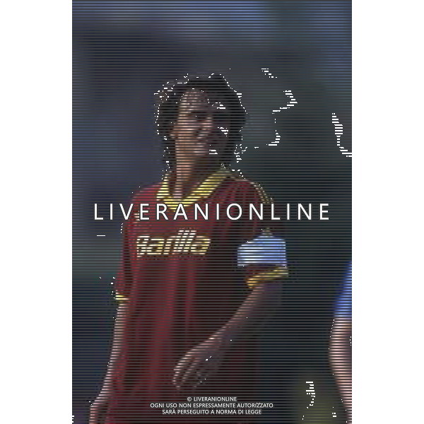 RETROSPETTIVA GIUSEPPE GIANNINI CALCIATORE NELLA FOTO GIUSEPPE GIANNINI CON LA MAGLIA DELLA ROMA CALCIO AG ALDO LIVERANI SAS