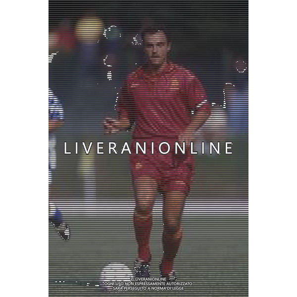 RETROSPETTIVA GIUSEPPE GIANNINI CALCIATORE NELLA FOTO GIUSEPPE GIANNINI CON LA MAGLIA DELLA ROMA CALCIO AG ALDO LIVERANI SAS