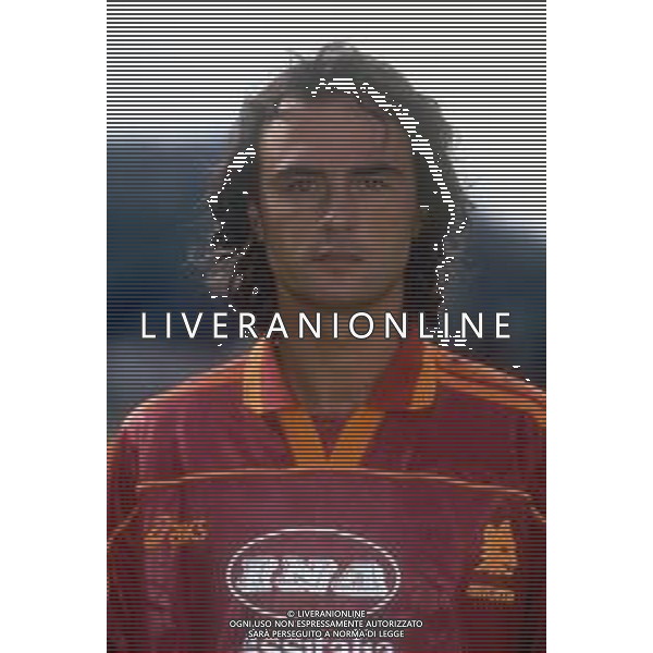 RETROSPETTIVA GIUSEPPE GIANNINI CALCIATORE NELLA FOTO GIUSEPPE GIANNINI CON LA MAGLIA DELLA ROMA CALCIO AG ALDO LIVERANI SAS