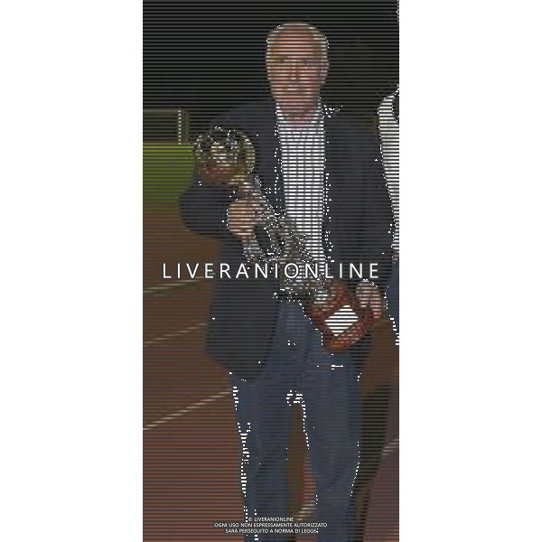 premiazione con Sergio Saleri , triangolare di calcio Desenzano,14 agosto 2013.Ph Fotolive Simone Venezia / AGENZIA ALDO LIVERANI SAS