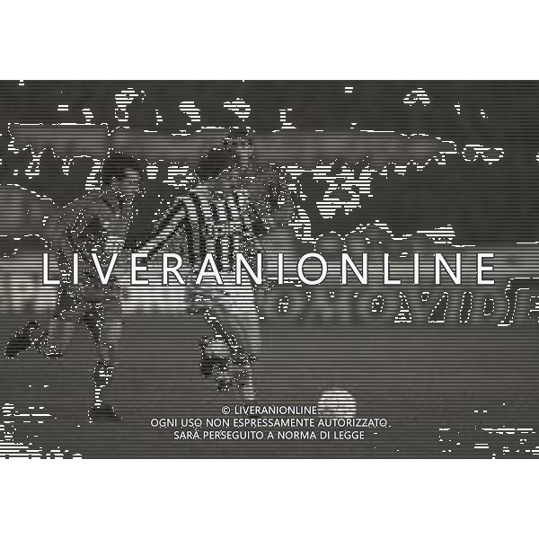 01-11-1989 TORINO SEDICESIMI DI FINALE DI RITORNO DI COPPA UEFA JUVENTUS PARIS SAINT GERMAIN 2-1 NELLA FOTO Oleksandr Zavarov AG ALDO LIVERANI SAS