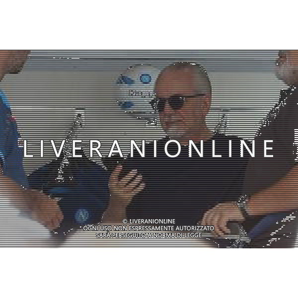 RITIRO NAPOLI CALCIO A DIMARO, FOLGARIDA 11.07.2019 NELLA FOTO: IL PRESIDENTE AURELIO DE LAURENTIIS FIRMA E FOTO CON I TIFOSI ©MOSCA / AGENZIA ALDO LIVERANI SAS