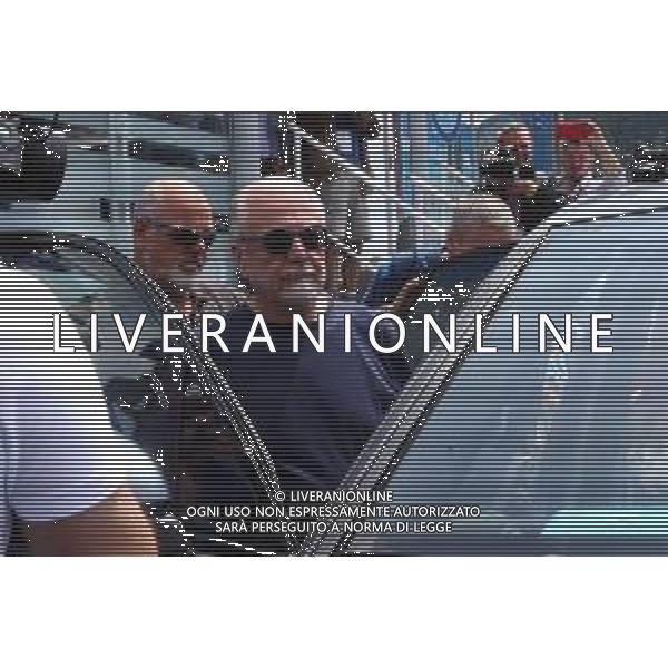 RITIRO NAPOLI CALCIO A DIMARO, FOLGARIDA 11.07.2019 NELLA FOTO: IL PRESIDENTE AURELIO DE LAURENTIIS FIRMA E FOTO CON I TIFOSI ©MOSCA / AGENZIA ALDO LIVERANI SAS