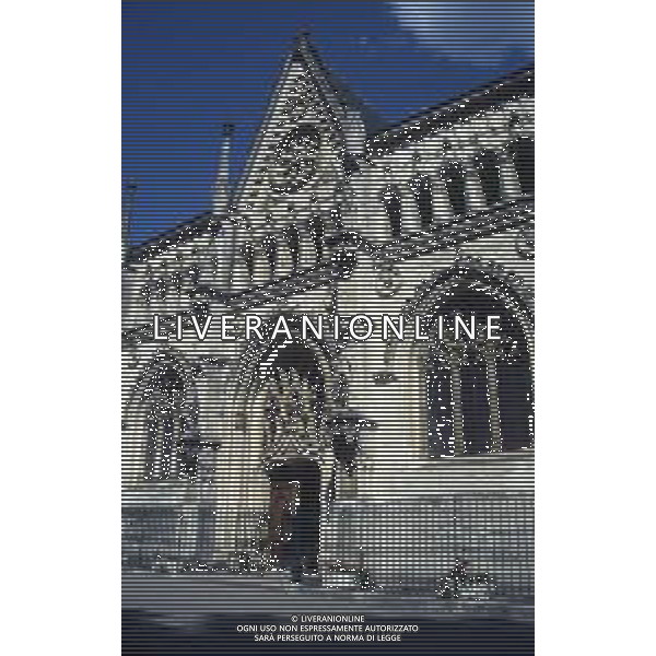 ALTACOMBE -FRANCIA NELLA FOTO ALTACOMBE ABBAZIA CATTEDRALE AG ALDO LIVERANI SAS