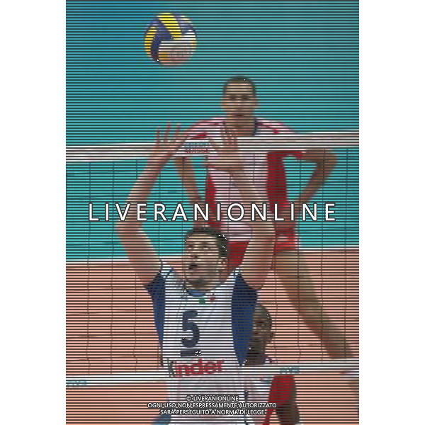 BUSTO ARSIZIO (MI) 03/06/2005 ITALIA - CUBA VOLLEY WORLD LEAGUE 2005 NELLA FOTO: VERMIGLIO VALERIO PH. GIANCARLO LANDONIO/AG. ALDO LIVERANI
