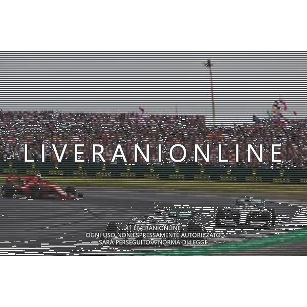 Valtteri Bottas (FIN) Mercedes AMG F1 W10 leads the race. 14.07.2019. Formula 1 World Championship, Rd 10, British Grand Prix, Silverstone, England, Race Day. / AGENZIA ALDO LIVERANI SAS - ITALY ONLY EDITORIAL USE ONLY