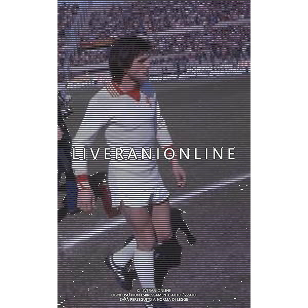 RETROSPETTIVA WALTER NOVELLINO CALCIATORE E ALLENATORE NELLA FOTO WALTER NOVELLINO CON LA MAGLIA DEL PERUGIA CALCIO AG ALDO LIVERANI SAS
