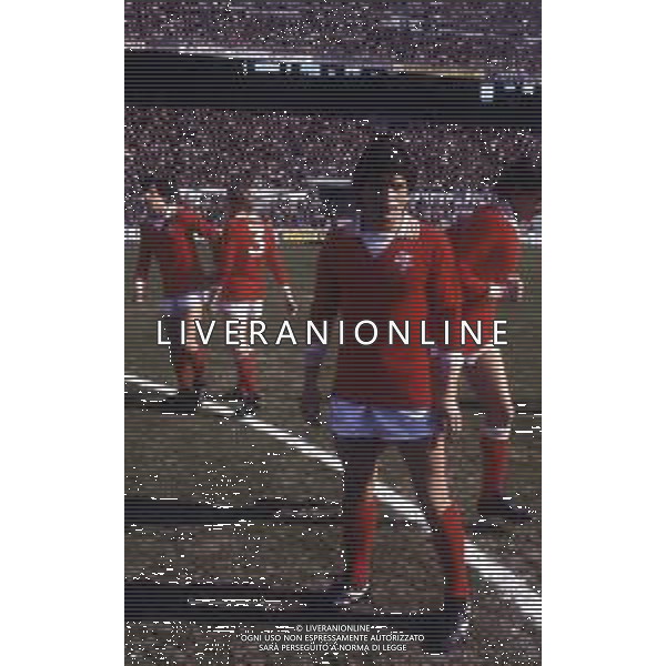 RETROSPETTIVA WALTER NOVELLINO CALCIATORE E ALLENATORE NELLA FOTO WALTER NOVELLINO CON LA MAGLIA DEL PERUGIA AG ALDO LIVERANI SAS