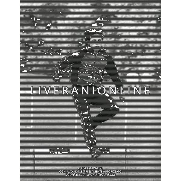 RETROSPETTIVA WALTER NOVELLINO CALCIATORE E ALLENATORE NELLA FOTO WALTER NOVELLINO CON LA MAGLIA DEL MILAN CALCIO AG ALDO LIVERANI SAS