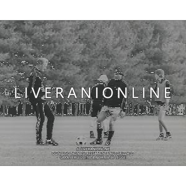 RETROSPETTIVA WALTER NOVELLINO CALCIATORE E ALLENATORE NELLA FOTO WALTER NOVELLINO CON LA MAGLIA DEL MILAN CALCIO CON NILS LIEDHOLM AG ALDO LIVERANI SAS
