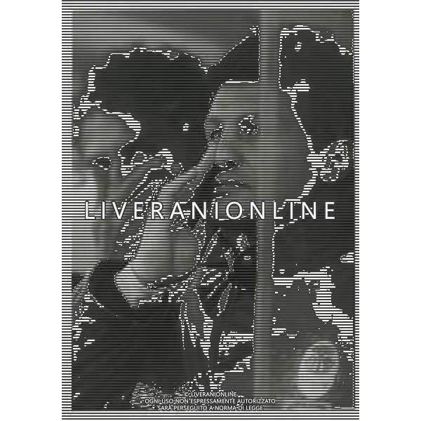 RETROSPETTIVA WALTER NOVELLINO CALCIATORE E ALLENATORE NELLA FOTO WALTER NOVELLINO ALLENATORE RAVENNA CALCIO AG ALDO LIVERANI SAS