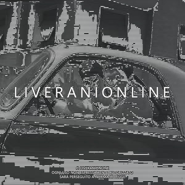 RETROSPETTIVA NICOLA PIETRANGELI TENNISTA NELLA FOTO NICOLA PIETRANGELI NELL\'ANNO 1950 A ROMA CON LA MOGLIE SUSANNA ARTERO AG ALDO LIVERANI SAS