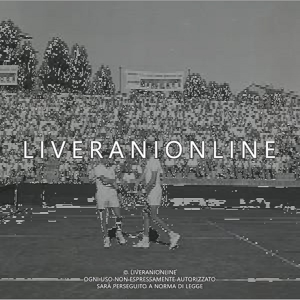 RETROSPETTIVA NICOLA PIETRANGELI TENNISTA NELLA FOTO NICOLA PIETRANGELI ANNI 1950-60 CON IL TENNISTA ORLANDO SIROLA AG ALDO LIVERANI SAS 