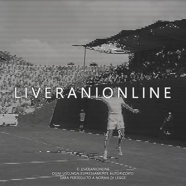 RETROSPETTIVA NICOLA PIETRANGELI TENNISTA NELLA FOTO NICOLA PIETRANGELI ANNI 1950-60 CON IL TENNISTA ORLANDO SIROLA AG ALDO LIVERANI SAS 