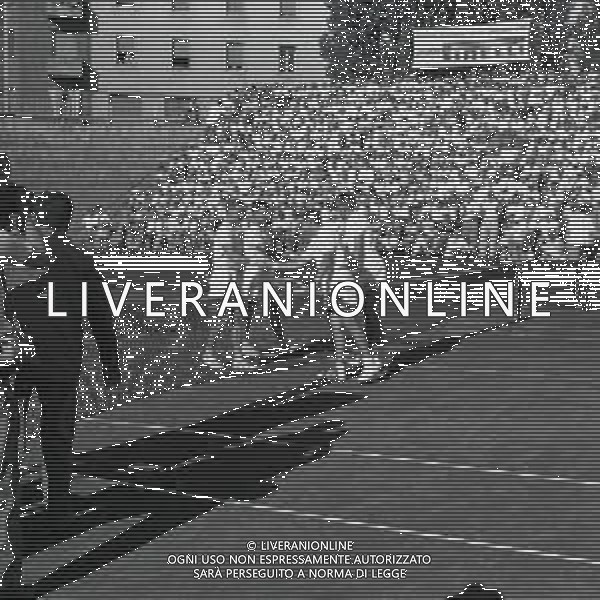 RETROSPETTIVA NICOLA PIETRANGELI TENNISTA NELLA FOTO NICOLA PIETRANGELI ANNI 1950-60 CON IL TENNISTA ORLANDO SIROLA AG ALDO LIVERANI SAS 