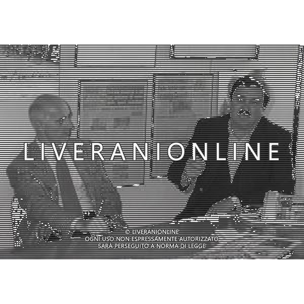 1994 MILANO REDAZIONE DELLA GAZZETTA DELLO SPORT INCONTRO CON JULIO VELASCO ARRIGO SACCHI E RATKO RUDIC NELLA FOTO ARRIGO SACCHI E RATKO RUDIC AG ALDO LIVERANI SAS