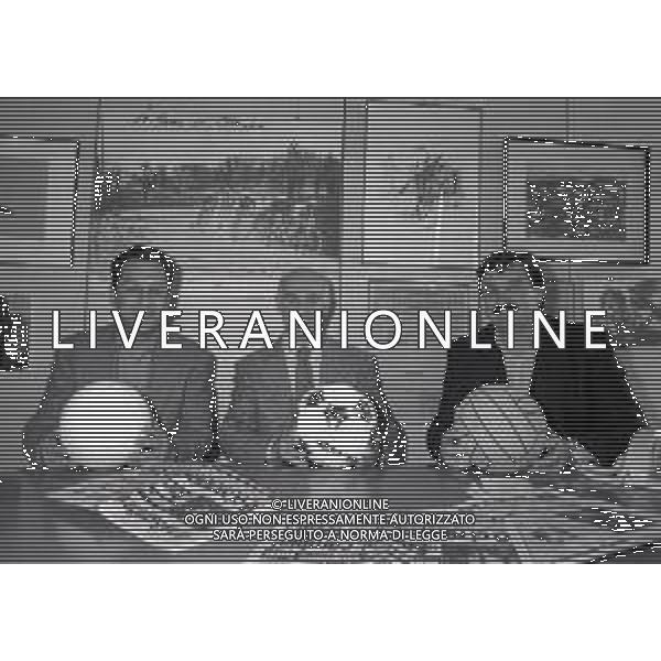 1994 MILANO REDAZIONE DELLA GAZZETTA DELLO SPORT INCONTRO CON JULIO VELASCO ARRIGO SACCHI E RATKO RUDIC NELLA FOTO JULIO VELASCO ARRIGO SACCHI E RATKO RUDIC AG ALDO LIVERANI SAS