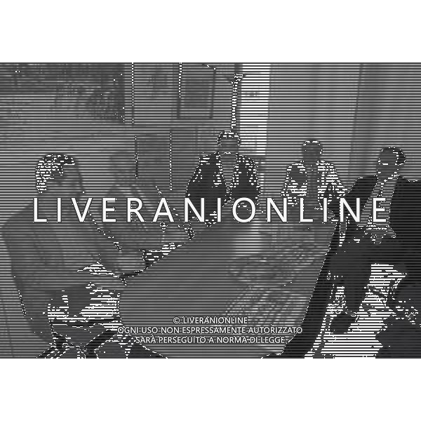 1994 MILANO REDAZIONE DELLA GAZZETTA DELLO SPORT INCONTRO CON JULIO VELASCO ARRIGO SACCHI E RATKO RUDIC NELLA FOTO JULIO VELASCO ARRIGO SACCHI RATKO RUDIC CANDIDO CANNAVO\' ED ELIO TRIFARI AG ALDO LIVERANI SAS