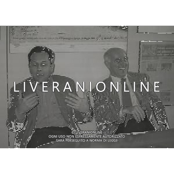 1994 MILANO REDAZIONE DELLA GAZZETTA DELLO SPORT INCONTRO CON JULIO VELASCO ARRIGO SACCHI E RATKO RUDIC NELLA FOTO JULIO VELASCO ARRIGO SACCHI AG ALDO LIVERANI SAS