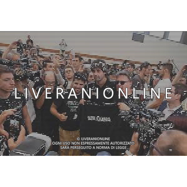 Presentazione di Milos TEODOSIC, nuovo acquisto della Virtus Basket Bologna 17.07.2019 Nella foto con i tifosi ©OPTIMAFOTO / AGENZIA ALDO LIVERANI SAS