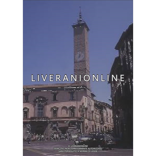 VITERBO-LAZIO NELLA FOTO PALAZZO DEL PODESTA\' AG ALDO LIVERANI SAS