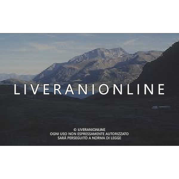 ITALIA FRANCIA CONFINE MONCENISIO NELLA FOTO IL CONFINE TRA LA FRANCIA E L\'ITALIA AL PASSO DEL MONCENISIO IL LAGO AG ALDO LIVERANI SAS