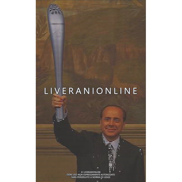 ROMA, 10-06-2005 SILVIO BERLUSCONI RICEVE A PALAZZO CHIGI GLI ORGANIZZATORI DEI GIOCHI OLIMPICI DI TORINO 2006. NELLA FOTO : SILVIO BERLUSCONI FOTO ALDO LIVERANI