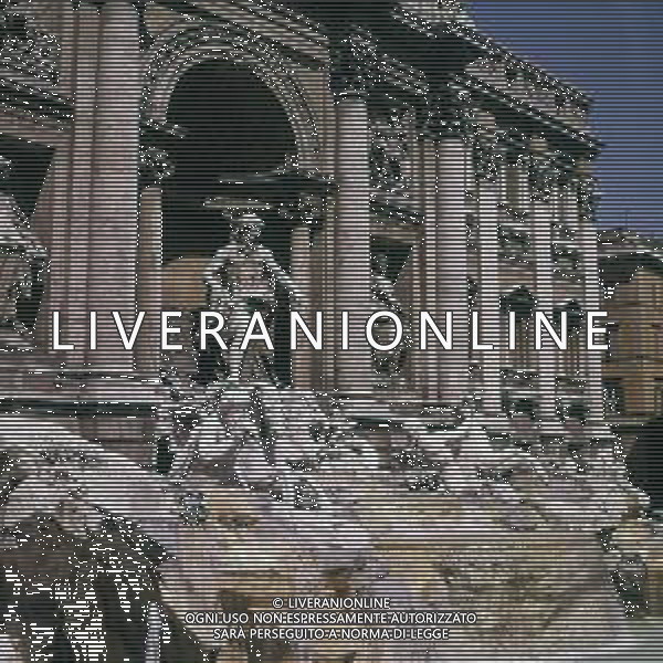 La Fontana di Trevi è la più grande e una fra le più note fontane di Roma e tra le più celebri fontane del mondo. AG ALDO LIVERANI SAS