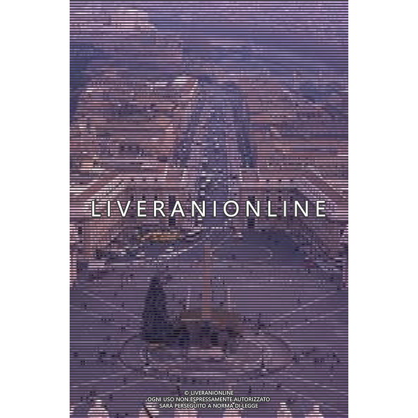 ROMA-PANORAMICHE CITTA\' NELLA FOTO PIAZZA SAN PIETRO AG ALDO LIVERANI SAS