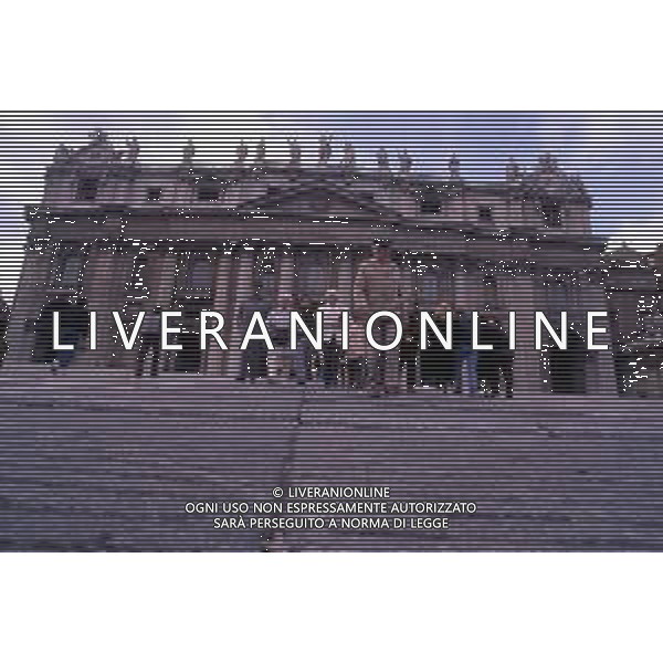 ROMA-PANORAMICHE CITTA\' NELLA FOTO PIAZZA SAN PIETRO AG ALDO LIVERANI SAS