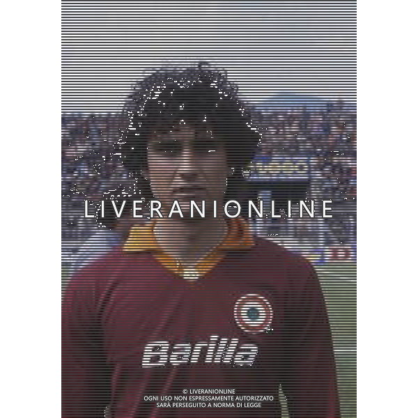RETROSPETTIVA UBALDO RIGHETTI CALCIATORE NELLA FOTO UBALDO RIGHETTI CON LA MAGLIA DELLA ROMA CALCIO AG ALDO LIVERANI SAS