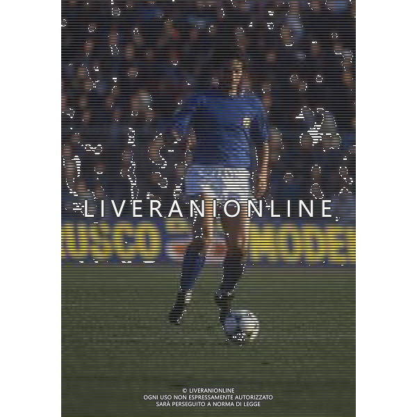 RETROSPETTIVA UBALDO RIGHETTI CALCIATORE NELLA FOTO UBALDO RIGHETTI CON LA MAGLIA DELLA NAZIONALE ITALIANA AG ALDO LIVERANI SAS