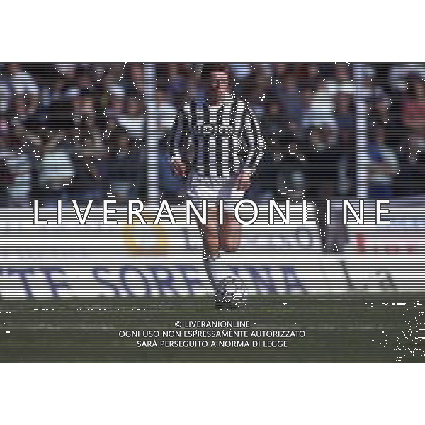 RETROSPETTIVA STEFAN REUTER CALCIATORE NELLA FOTO STEFAN REUTER CON LA MAGLIA DELLA JUVENTUS AG ALDO LIVERANI SAS