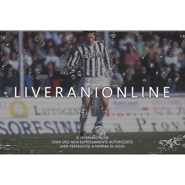 RETROSPETTIVA STEFAN REUTER CALCIATORE NELLA FOTO STEFAN REUTER CON LA MAGLIA DELLA JUVENTUS AG ALDO LIVERANI SAS
